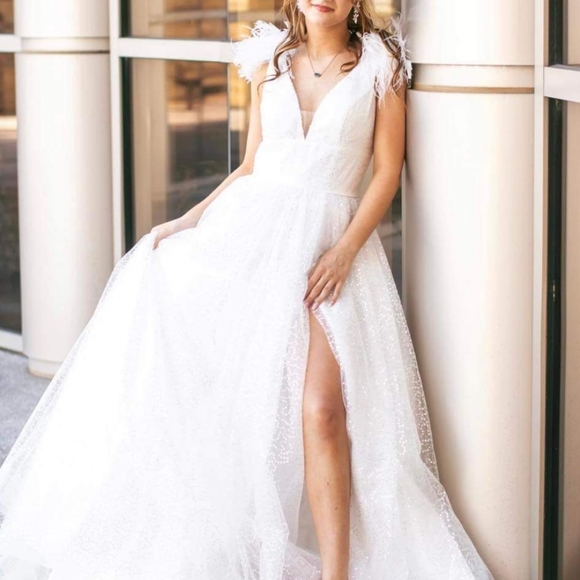 Sherri Hill size 4 White - Picture 2 of 3